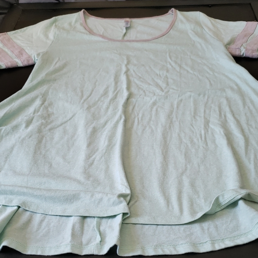 Lularoe Perfect T